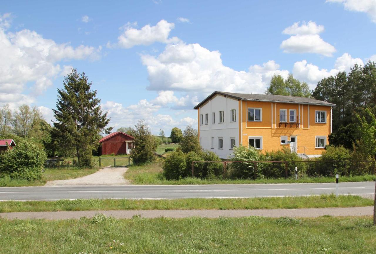 Ferienwohnung Am Alten Gutshaus Nossentiner Huette Екстер'єр фото